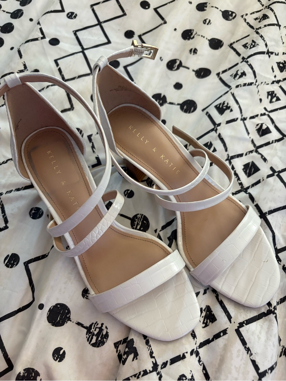 Kelly & Katie White Croc-Embossed Strappy Block Heels